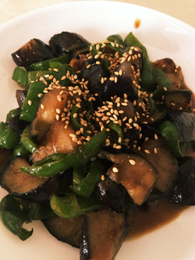 お肉なし★ナスとピーマンの味噌炒め